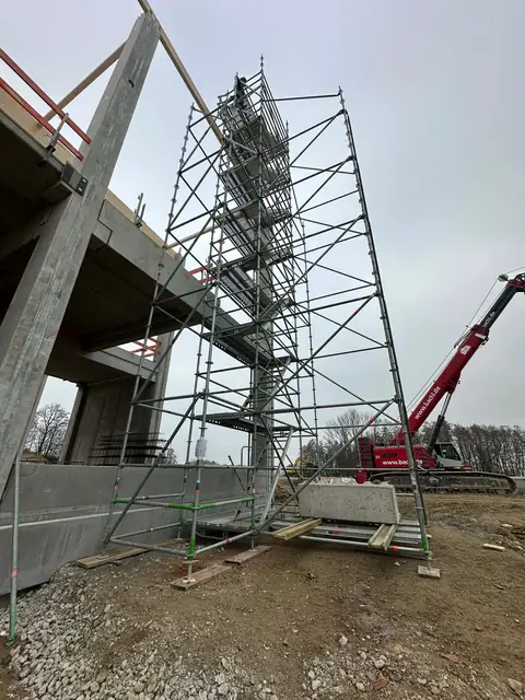 Treppenturm und Gerüst – GerüstBau JS (57)