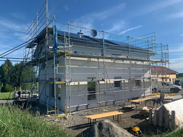 Gerüst am Neubau – GerüstBau JS (94)